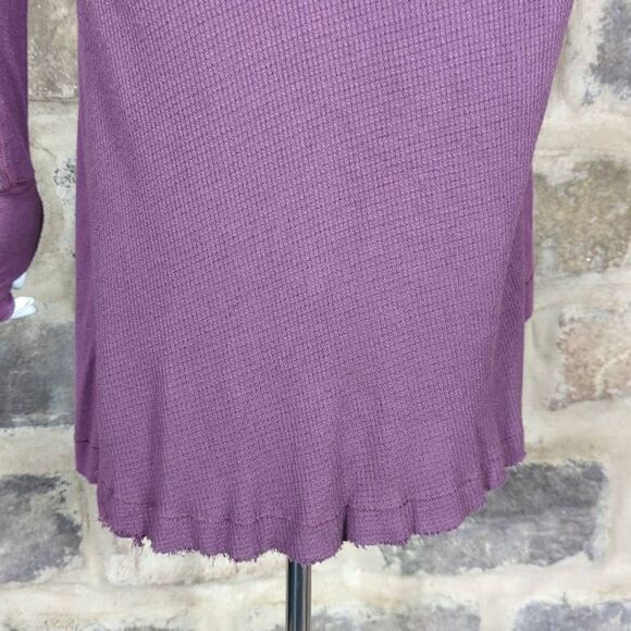 We The Free Malibu Purple Long Sleeve Thermal Top Woman's Size Medium OB8521803 - Picture 8 of 14